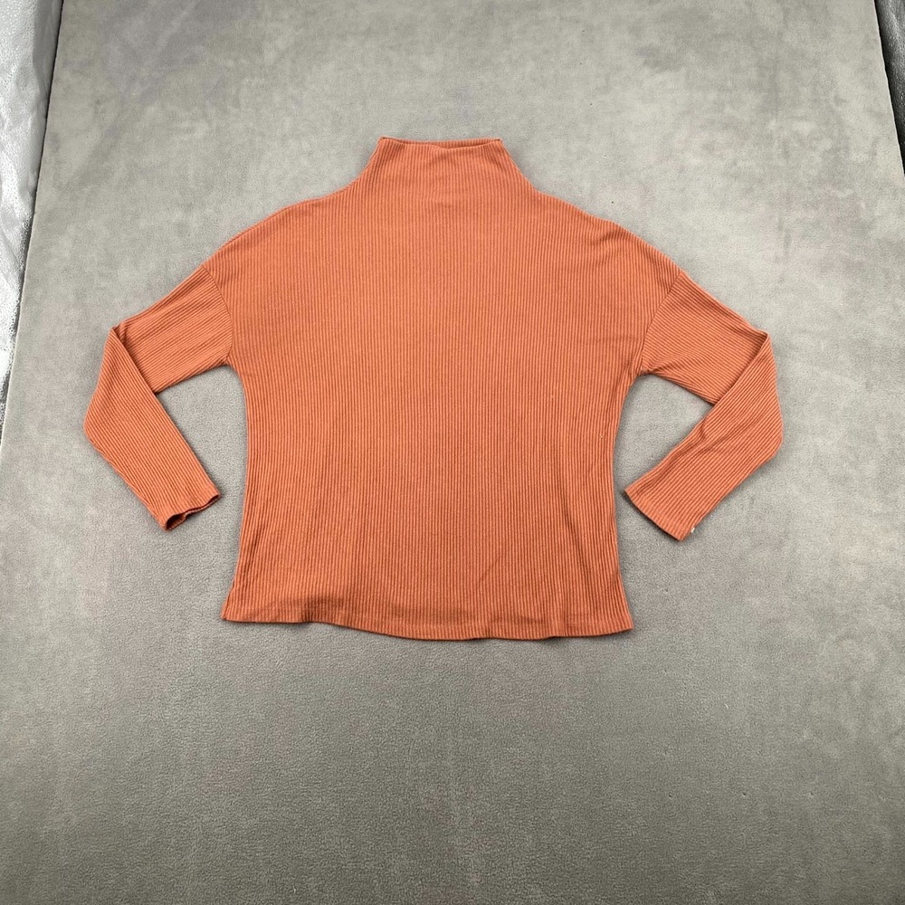 A New Day Ribbed Knit Top Womens Medium Rust Brown Rayon Long Sleeve Turtleneck